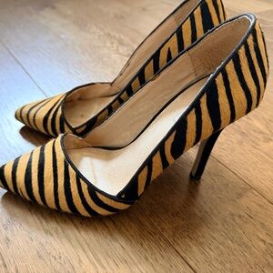 ALDO Black Tan Zebra Print Pumps